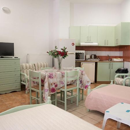 Stavros Studio Apartment In Кос Екстериор снимка