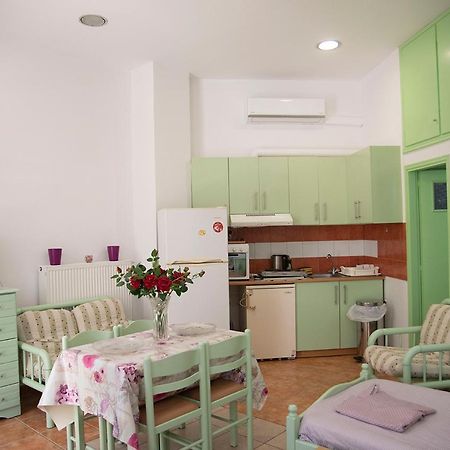 Stavros Studio Apartment In Кос Екстериор снимка